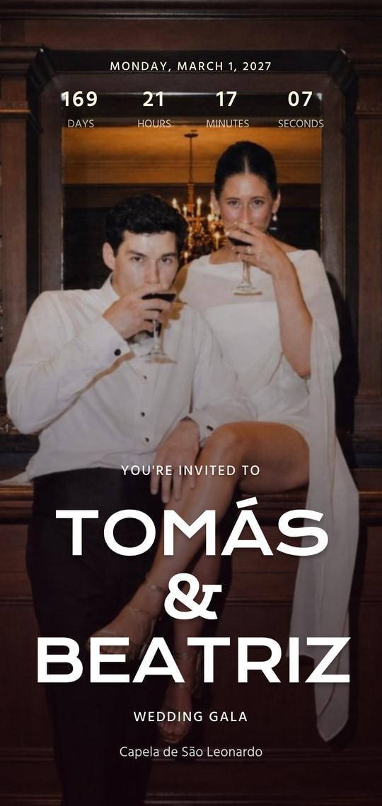 Champagne Gala theme preview on a phone